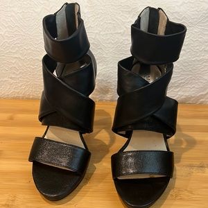 Micheal Kors leather heels!